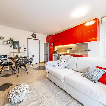 Santa Giulia Bright With 2 Terraces 米兰